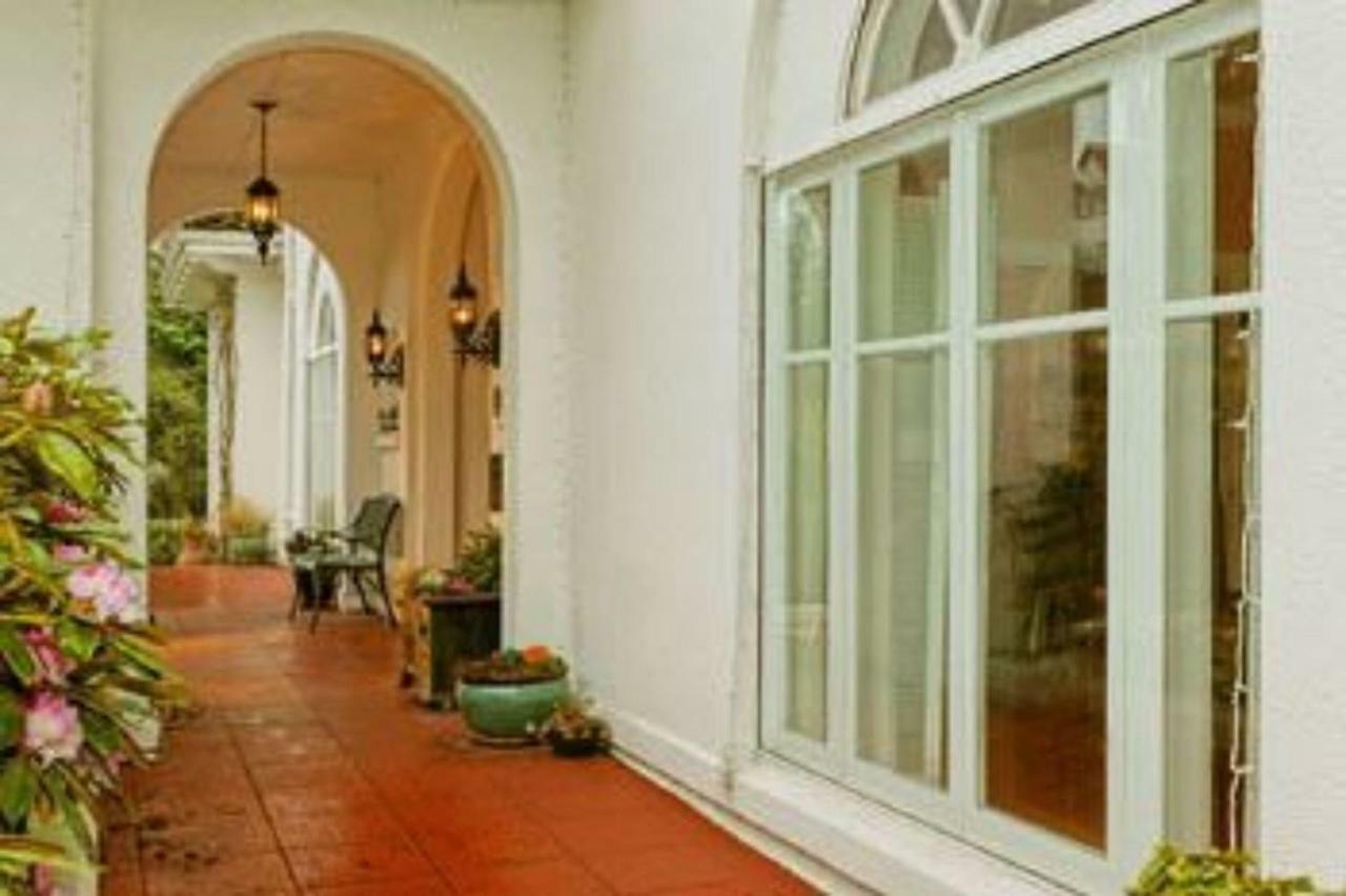 The Villa Bed & Breakfast (Adults Only) Τακόμα Εξωτερικό φωτογραφία